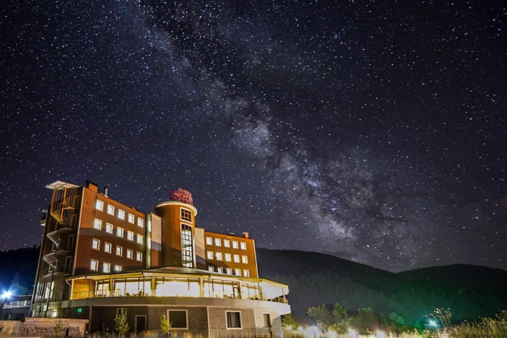 Black Forest Hotel Savsat Zewnętrze zdjęcie